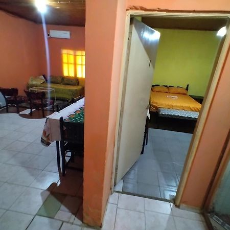 Casa De Huespedes En Posadas Εξωτερικό φωτογραφία