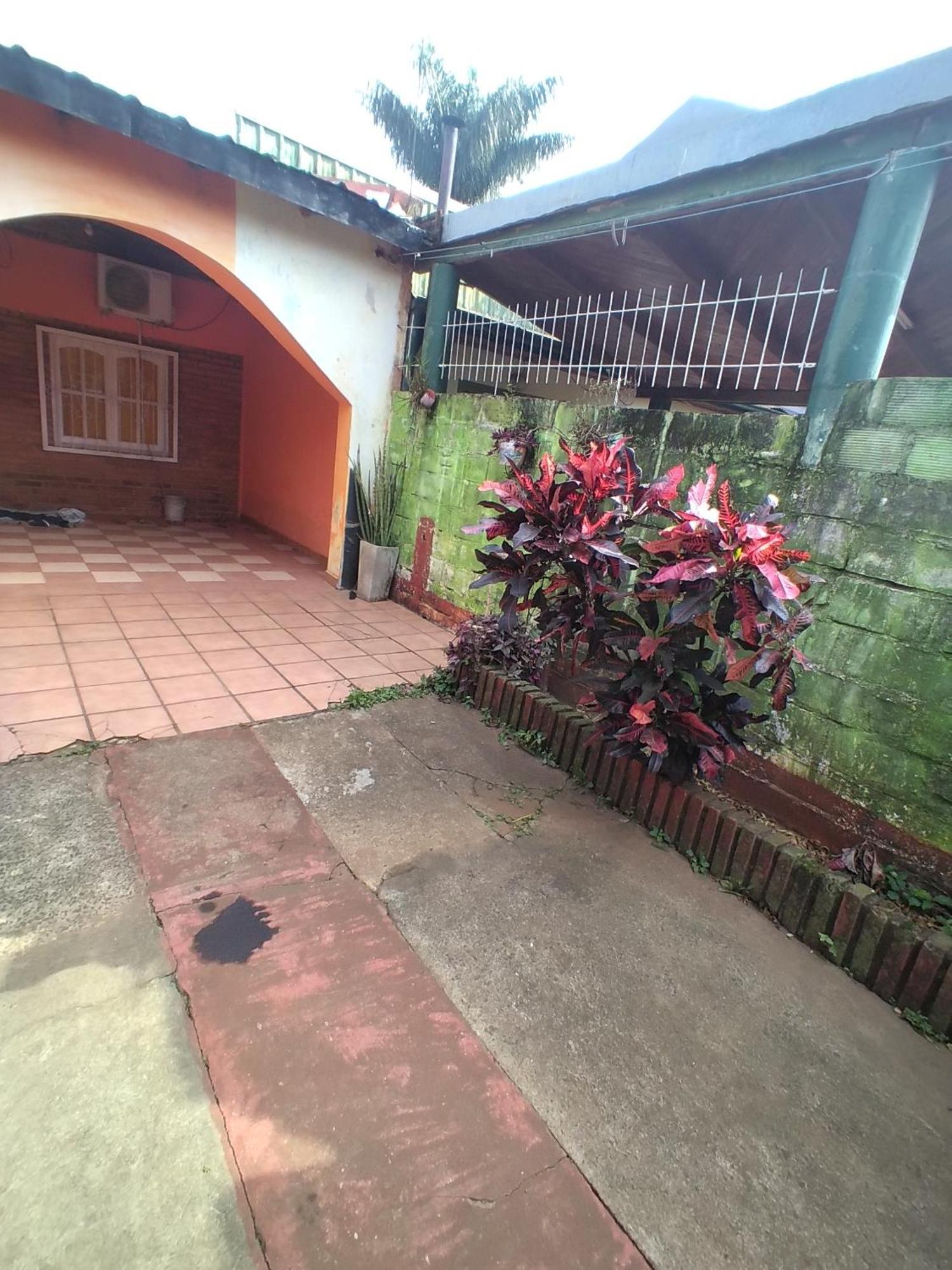 Casa De Huespedes En Posadas Εξωτερικό φωτογραφία