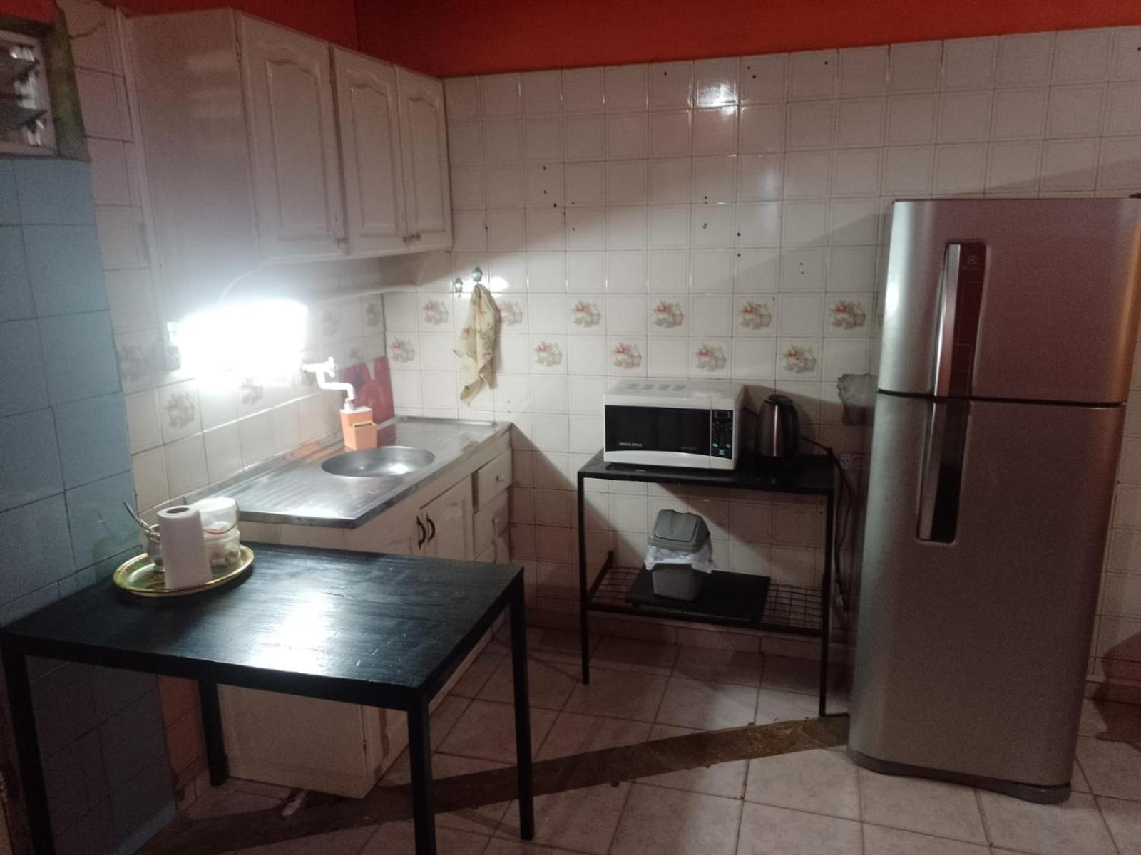 Casa De Huespedes En Posadas Εξωτερικό φωτογραφία
